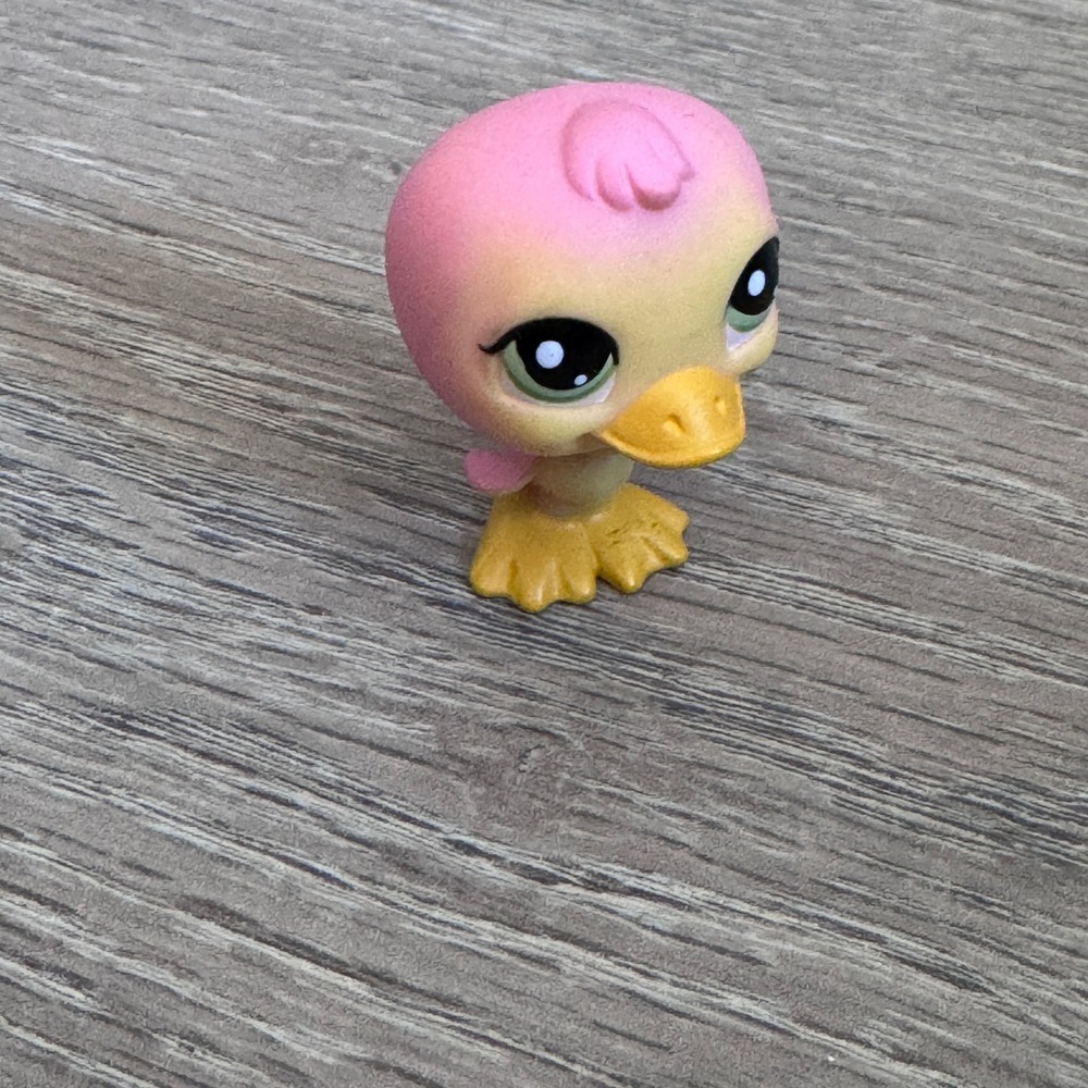 Hasbro Littlest Pet Shop LPS Yellow Duck 1002 Bobblehead 2006‎